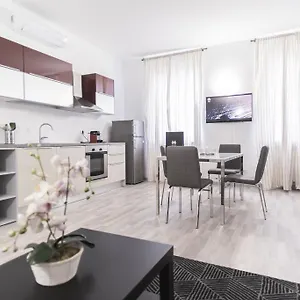 Hemeras Boutique Homes - City Center Design Flats 公寓