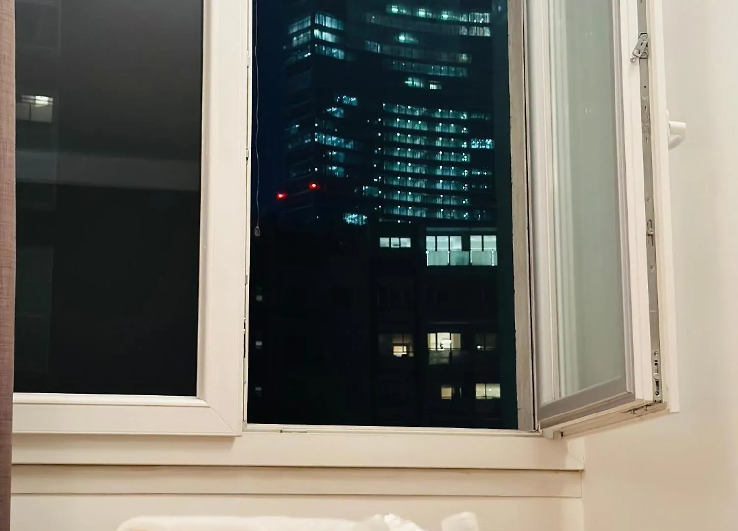 Xenia Apartments - Cozy Two-Room Apartment In Central Station Milan Italy