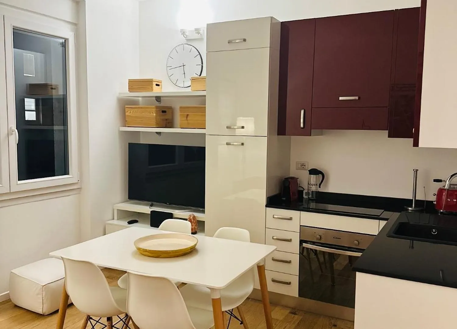 Xenia Apartments - Cozy Two-Room Apartment In Central Station Milan