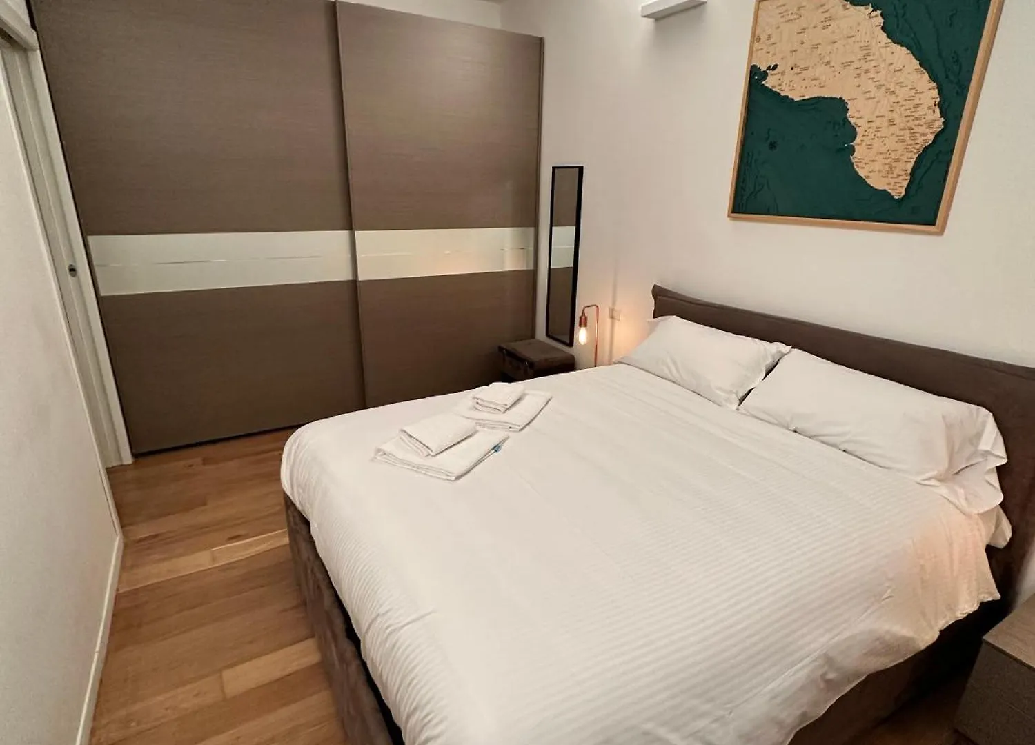 Xenia Apartments - Cozy Two-Room Apartment In Central Station Milan